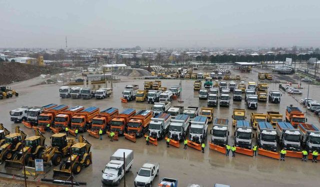 Bursa’da İstanbul istikametine kamyon ve tırların geçişine izin verilmiyor