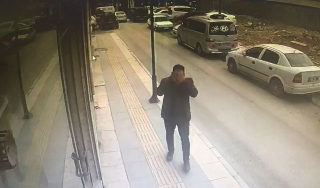 Direğe adeta kafa attı, neye uğradığını şaşırdı