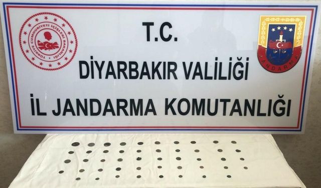 Diyarbakır’da 48 adet bronz sikke ele geçirildi