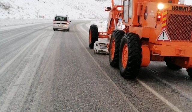 Ekipler gece boyu karayollarında teyakkuzdaydı