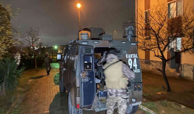 İstanbul’da uyuşturucu satıcılarına operasyon: 20 kişi yakalandı