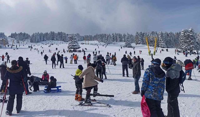 Uludağ’da kar kalınlığı 2 metreye yaklaştı