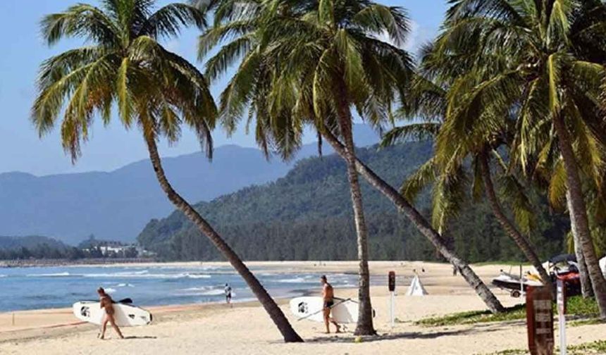 Çin'in Hainan eyaletine turist ziyaretleri 2025 yılında 100 milyonu aştı
