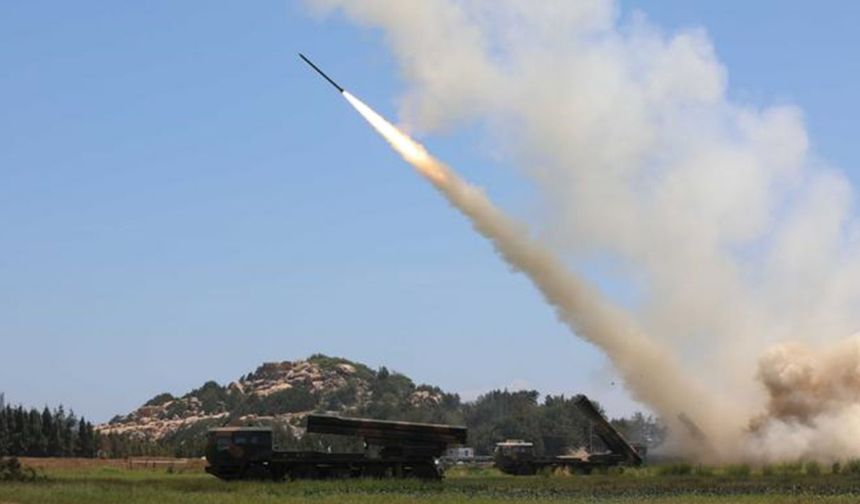 Çin Halk Kurtuluş Ordusu, Taiwan Adası'nın kuzeyinde gerçek mermiyle uzun menzilli atış tatbikatı gerçekleştirdi