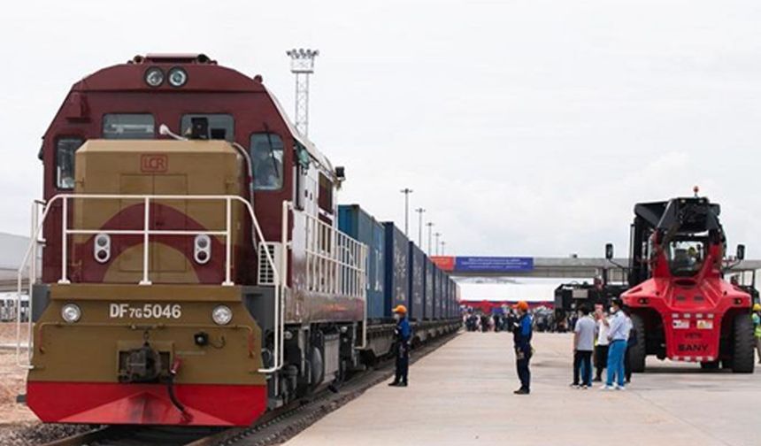 Çin-Laos Demiryolu'nda taşınan kargo hacmi 80 milyon tonu aştı