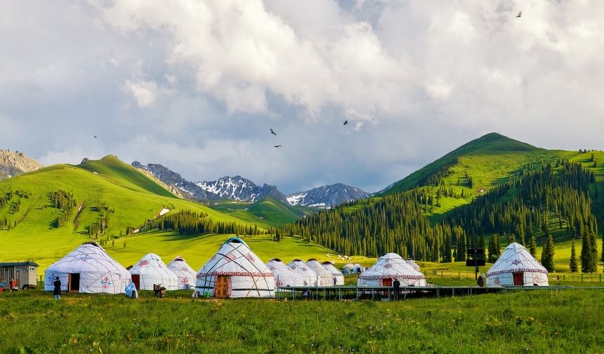 Moğolistan'da gece saatlerinde sıcaklık eksi 43 dereceyi gördü