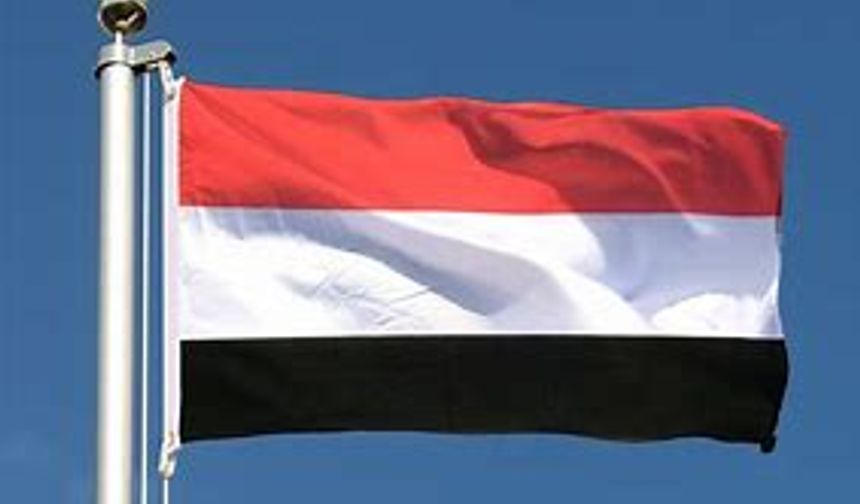 Yemen'deki Husiler: Aden Körfezi'nde İsrail'e ait bir gemiyi vurduk