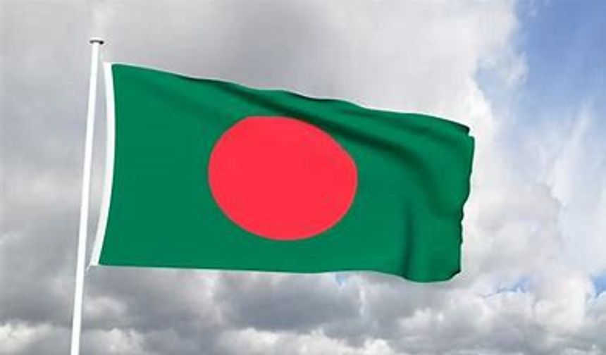 Bangladeş'te aşırı sıcaklar nedeniyle 10 kişi hayatını kaybetti