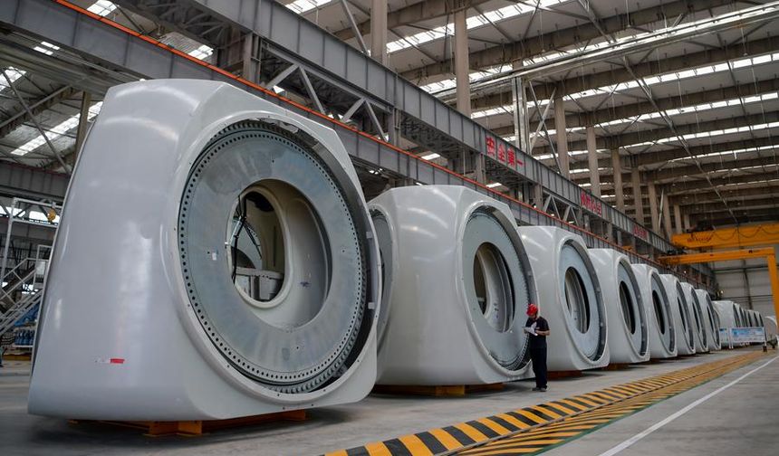 Çin'in karadaki en büyük rüzgar enerjisi santrali tam kapasiteyle üretime başladı