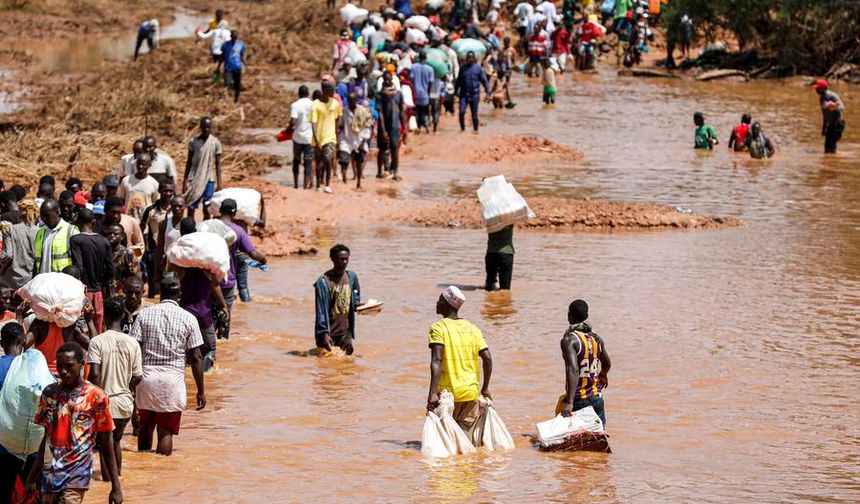 Kenya şiddetli kuraklığın ardından sel felaketi ile boğuşuyor