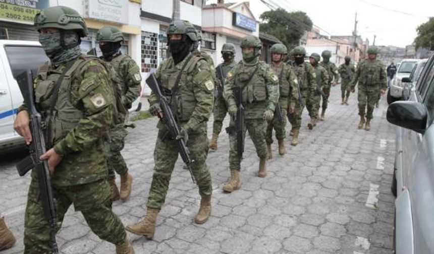 Ekvador'da şiddet suçları nedeniyle 7 bölgede yeniden olağanüstü hal ilan edildi