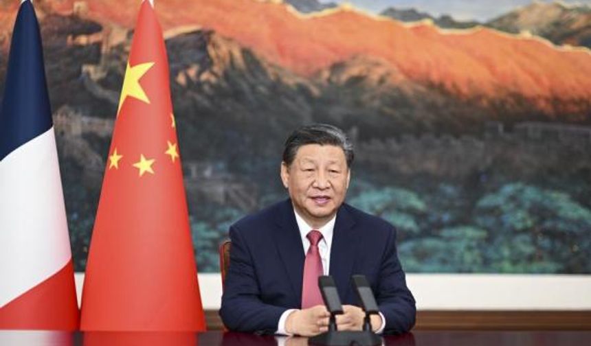 Çin Cumhurbaşkanı Xi, Merieux Vakfı başkanı ve eşiyle görüştü