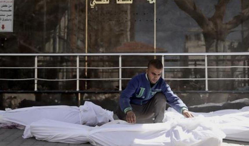 Hamas: İsrail ordusu Şifa Hastanesi'nde 200'den fazla Filistinliyi öldürdü