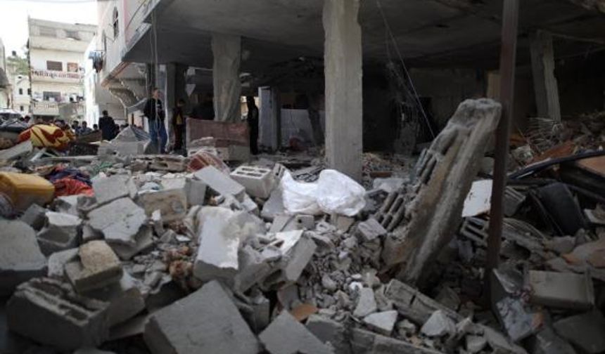 İsrail saldırılarında öldürülen Filistinlilerin sayısı 31.645'e yükseldi