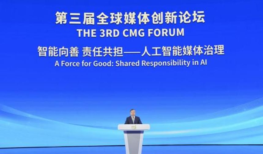 Beijing'de düzenlenen medya forumunda yapay zekanın gelişimi ele alındı