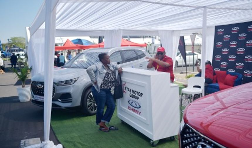 Botsvana'da düzenlenen otomotiv fuarında Çinli otomobiller ilgi çekti