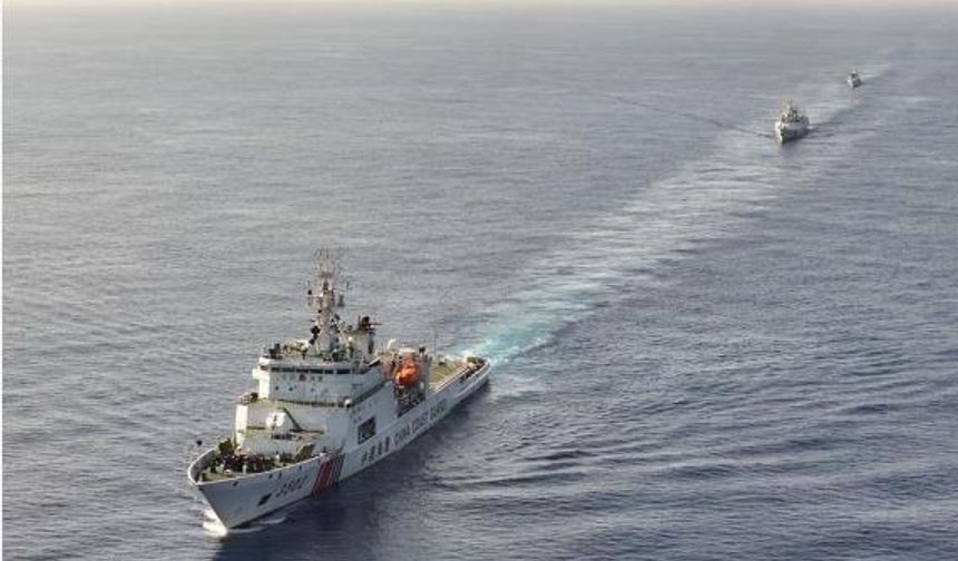 Çin Sahil Güvenliği izinsiz geçiş yapan Filipinler bandıralı gemilere uyarıda bulundu Image Carouse