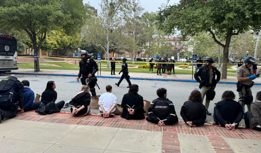 ABD'deki UCLA Üniversitesi'nde 130'dan fazla Filistin yanlısı protestocu tutuklandı