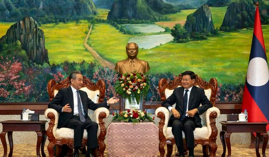 Çin Dışişleri Bakanı: Reform ve sosyalist piyasa ekonomisine bağlılığımız sürecek