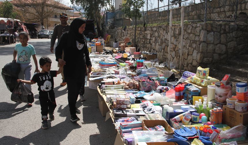 Lübnan'daki Han pazarı dar gelirli ailelere uygun fiyatlı alışveriş imkanı sunuyor