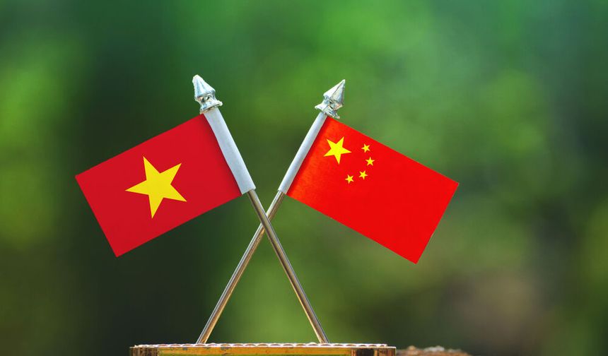Çin Cumhurbaşkanı Xi: Vietnam'la ilişkilere büyük önem veriyoruz