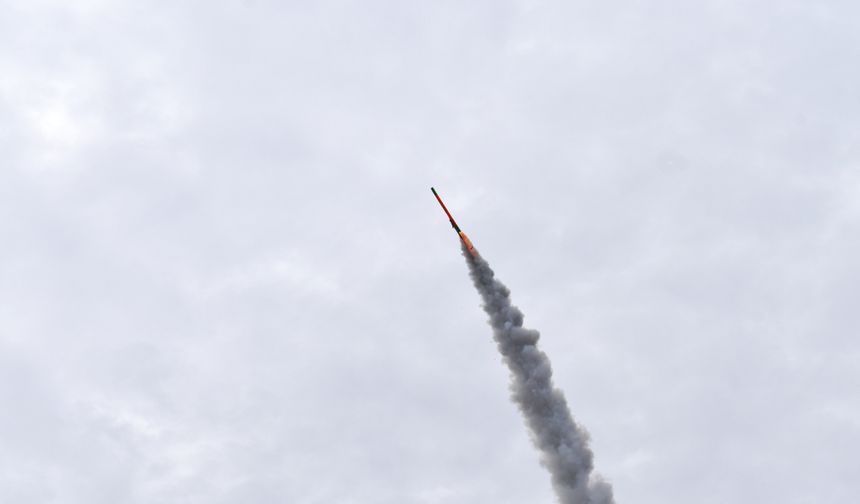 Katar: ABD üssüne sadece bir füze isabet etti