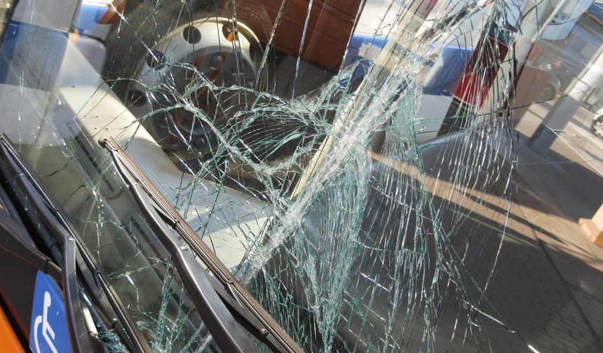 Tanzanya'da 2 otobüs çarpıştı: 38 ölü, 28 yaralı