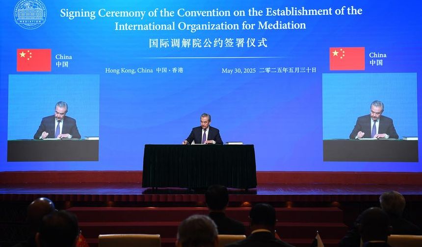 Çin'in öncülük ettiği Uluslararası Arabuluculuk Örgütü'nün kuruluş sözleşmesi Hong Kong'da imzalandı