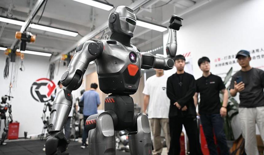 Çin'in Guangdong eyaletinin endüstriyel robot üretimi yüzde 31 artışla 240.000 adedi aştı