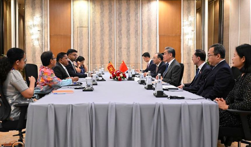 Çin Dışişleri Bakanı Wang: Sri Lanka ile stratejik işbirliği ortaklığını geliştirmek istiyoruz