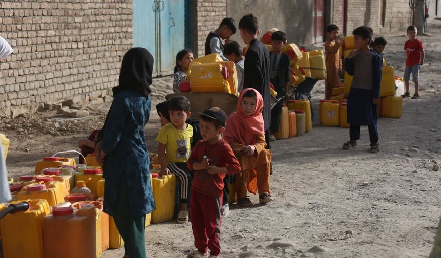 Afganistan başkenti Kabil'deki su krizi nedeniyle 6 milyondan fazla kişi ciddi risk altında