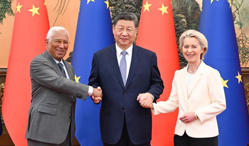 Xi meets European Council president, European Commission president in Beijing