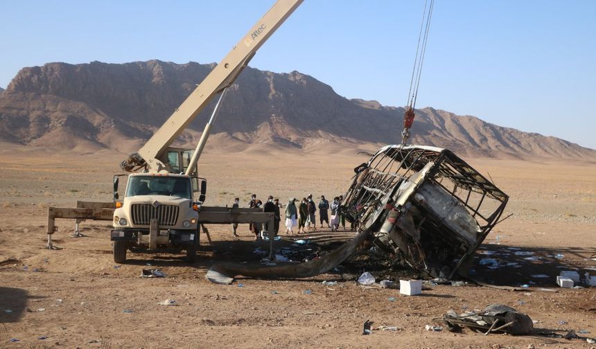 Afganistan'ın Herat vilayetinde trafik kazası: 79 ölü