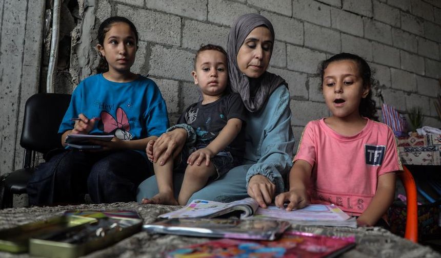 İsrail saldırıları ve açlıkla mücadele eden Gazzeliler insani yardımların artmasını bekliyor