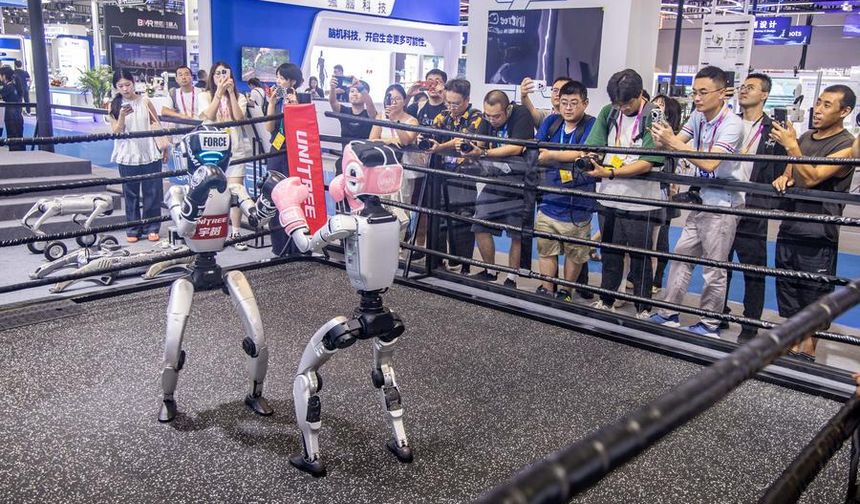 2025 Dünya Akıllı Endüstri Fuarı, Çin'in Chongqing kentinde başladı