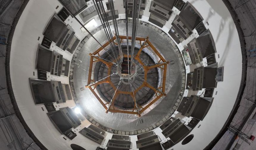 Çin'de yapımı süren Yanan Plazma Deneysel Süperiletken Tokamak'ın taban kurulumu tamamlandı