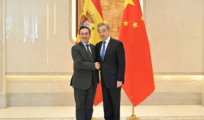 Çin Dışişleri Bakanı Wang, İspanyol mevkidaşı ile görüştü