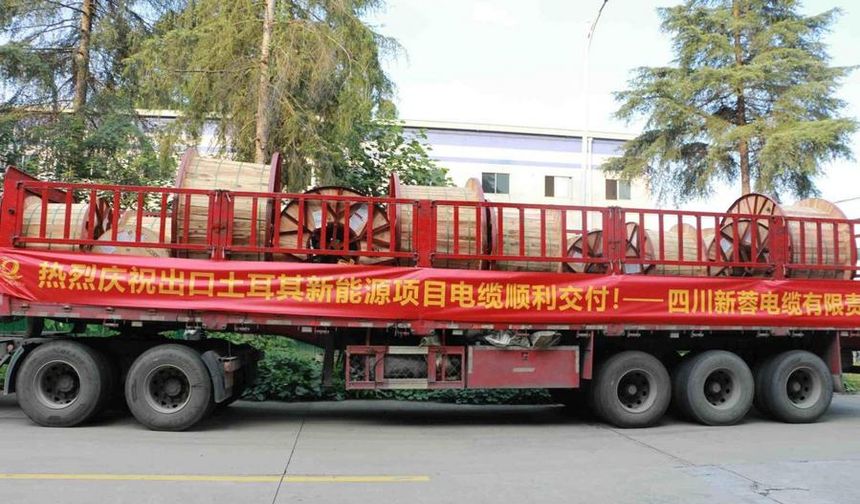 Türkiye'deki güneş enerjisi projesinde kullanılacak kablolar, Çin'in Chengdu eyaletinden yola çıktı