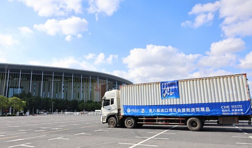 Çin'in Shanghai kenti, 8. Çin Uluslararası İthalat Fuarı'na hazırlanıyor