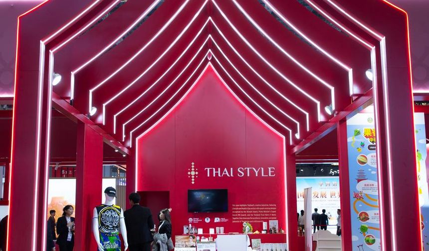 8. Çin Uluslararası İthalat Fuarı'nda onur konuğu ülkelerin pavyonları ilgi topladı