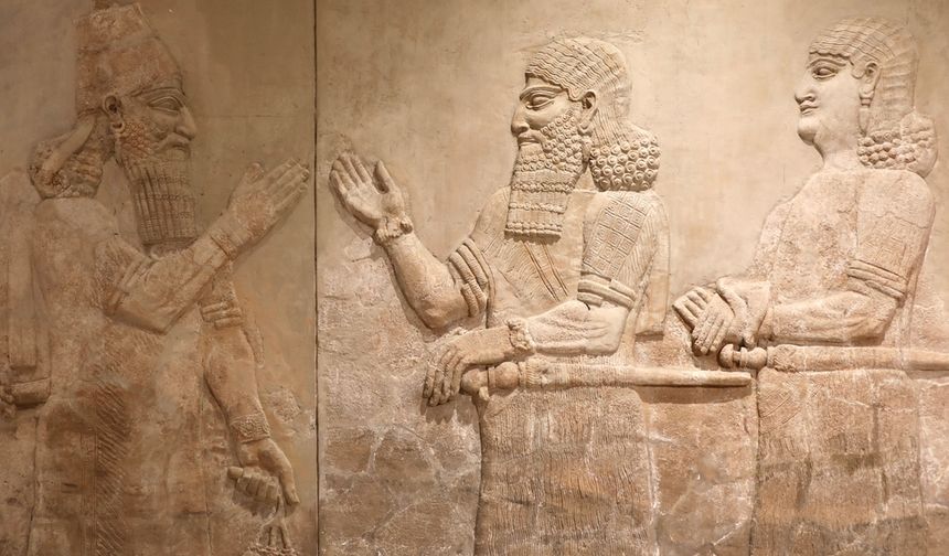 Irak, 1991'de Duhok Müzesi'nden çalınan 4.300 yıllık Akad mührünü geri aldı