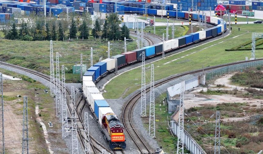 Çin-Avrupa yük treni seferleri 120.000'e yaklaştı