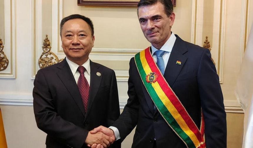 Çin Cumhurbaşkanı Xi Jinping'in Özel Temsilcisi, Bolivya Devlet Başkanı ile görüştü