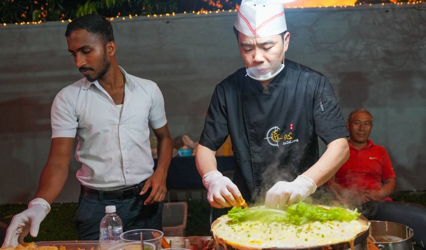 Sri Lanka'da 2. Çin Yemekleri Karnavalı ve Çin-Sri Lanka Kültür Gösterisi düzenlendi