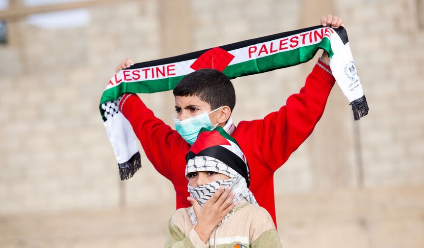 İsrail, Gazze'nin batısına İHA saldırısı düzenledi: 3 ölü