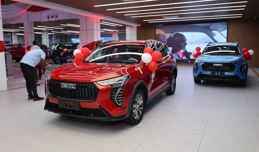 Gana'nın başkenti Akra'da Çin yapımı yeni SUV modelleri tanıtıldı