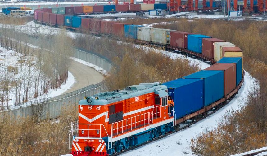 Tongjiang Demiryolu Limanı'nın işlem gören mal hacmi 2022 yılından bu yana 14 milyonu aştı