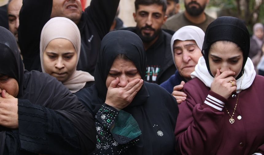 İsrail, Batı Şeria'da Filistinlilere saldırdı: 1 ölü