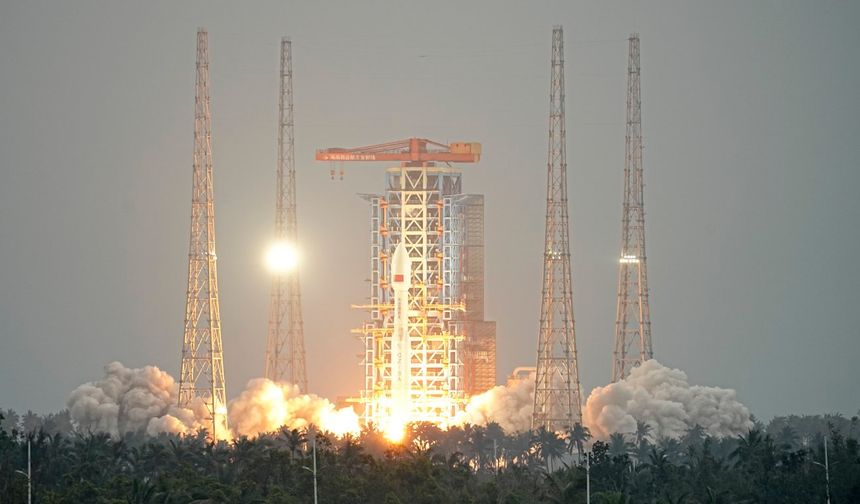 Çin yeni bir internet uydu grubunu uzaya gönderdi