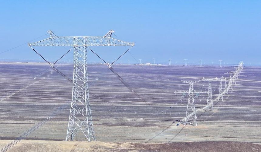 Çin'in Xinjiang bölgesinden iletilen toplam elektrik miktarı 1 trilyon kilovat-saati aştı